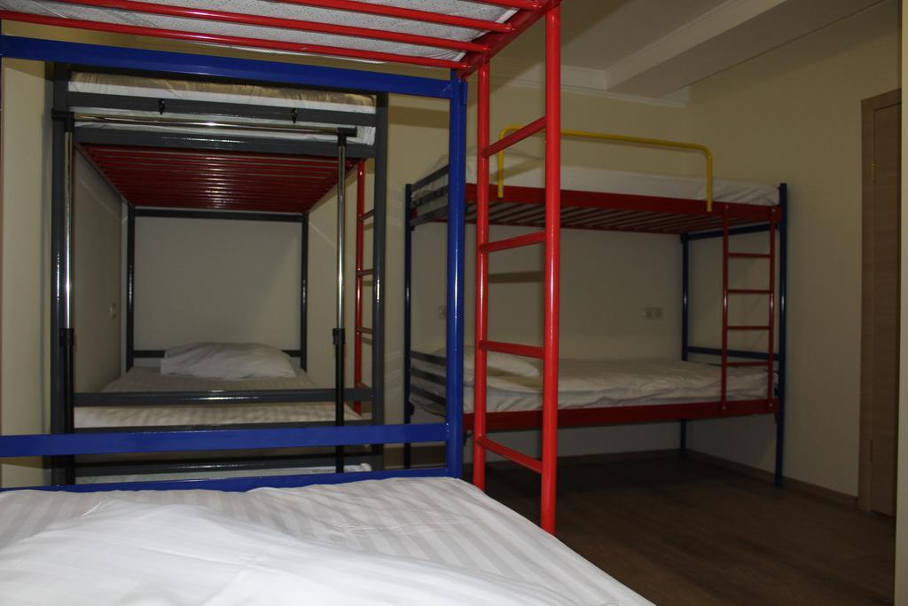 Apartment On Zoolohichna Street 12/15 Киев Стая снимка
