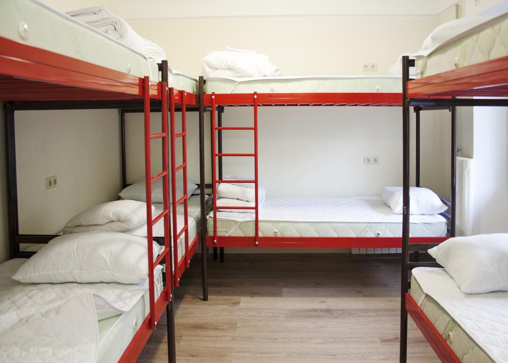 Apartment On Zoolohichna Street 12/15 Киев Стая снимка