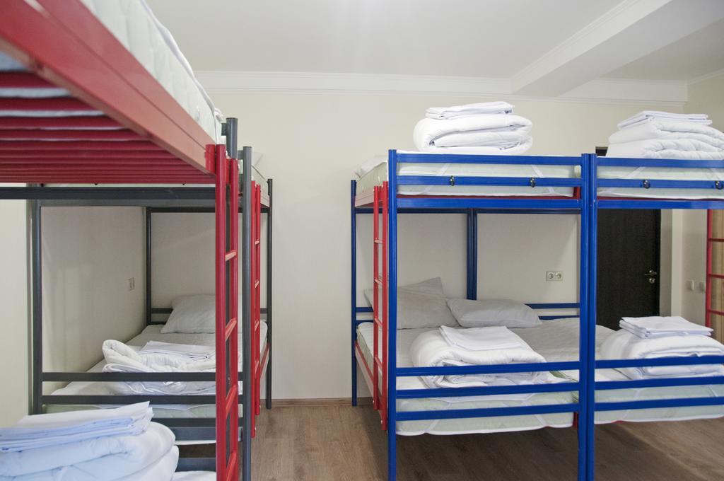 Apartment On Zoolohichna Street 12/15 Киев Екстериор снимка